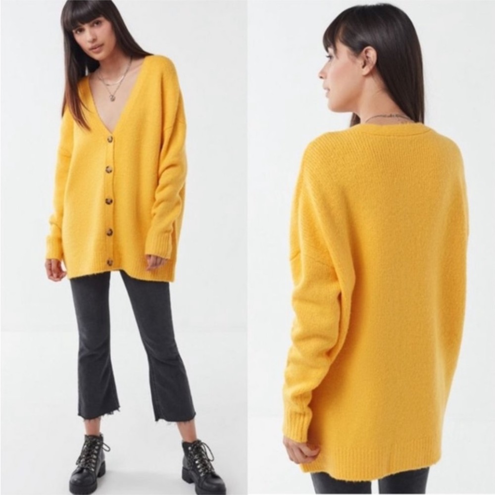 Urban Outfitters Jordan Oversized Plush Cardigan Yellow Size Small
